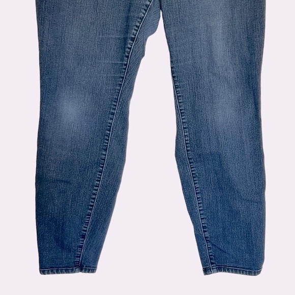 TORRID Jegging Super Skinny High-Rise Jeans - Picture 5 of 14